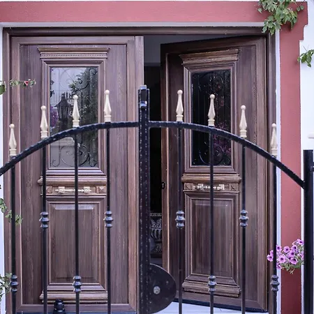 Guest house Pantheon 3*