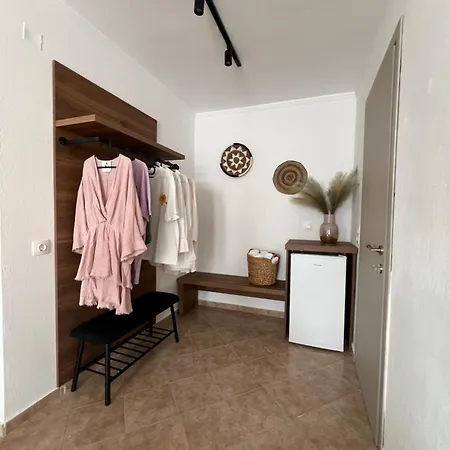 Guest house Pantheon 3*