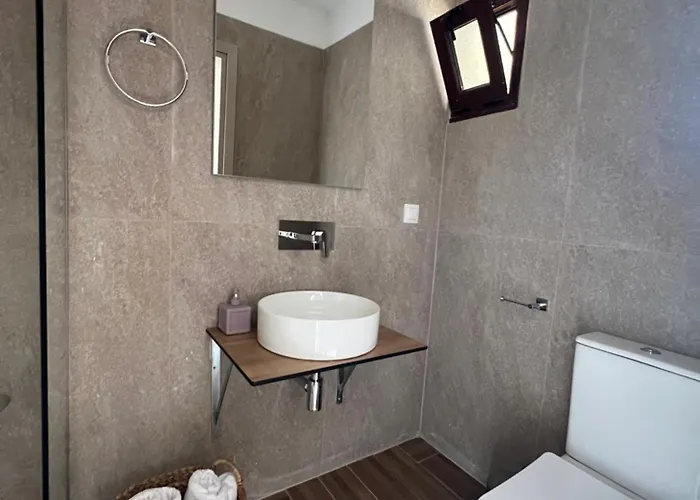 Pantheon Skiathos Chora