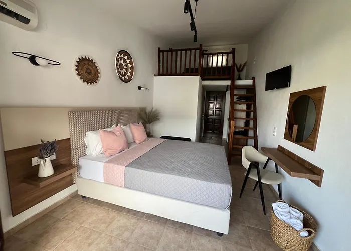 Maison d'hôtes Pantheon Skiathos Chora